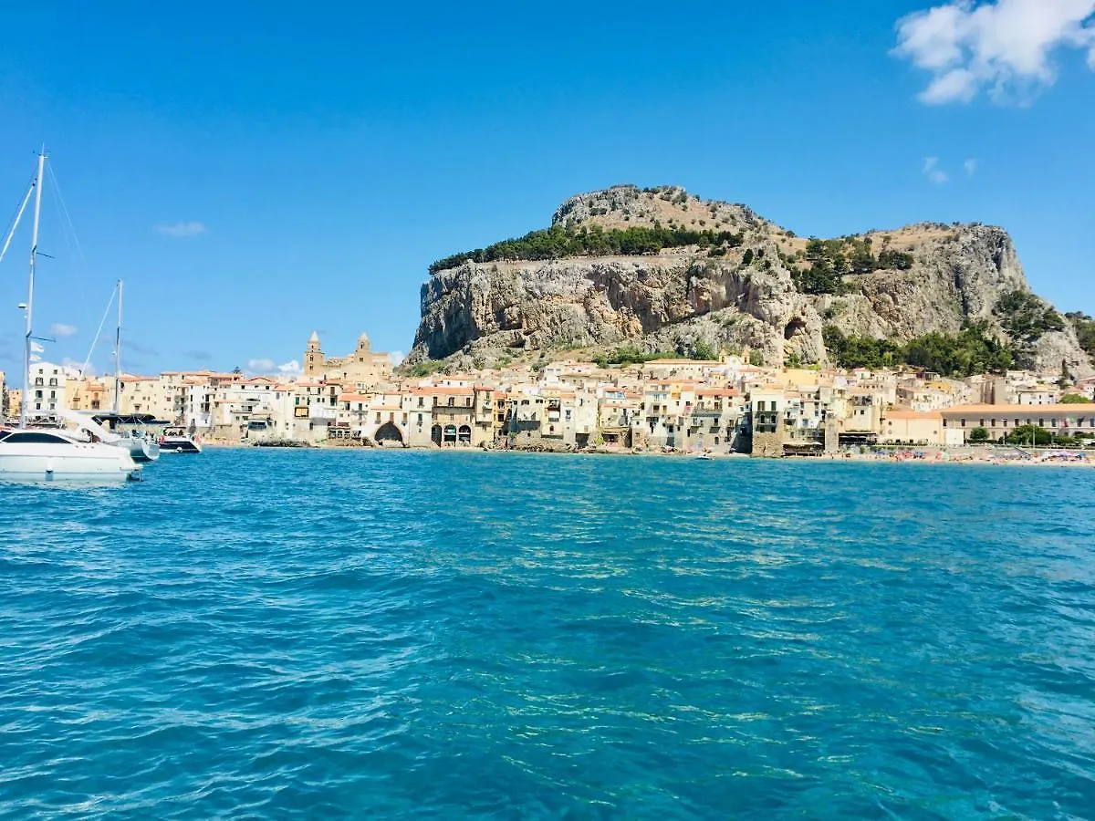 Case Vacanze Ai Normanni Campofelice Di Roccella Holiday home